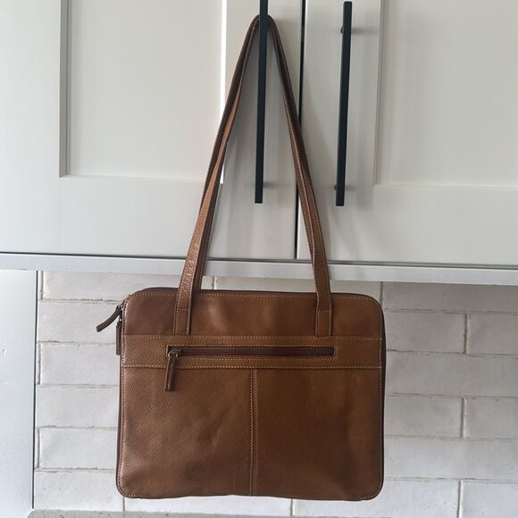 Tignanello Vintage Tan Genuine Leather Women’s Shoulder Handbag Zip Compartments - Picture 2 of 16